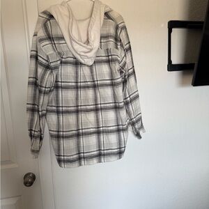 Plaid Hoodie Shirt in Black and White